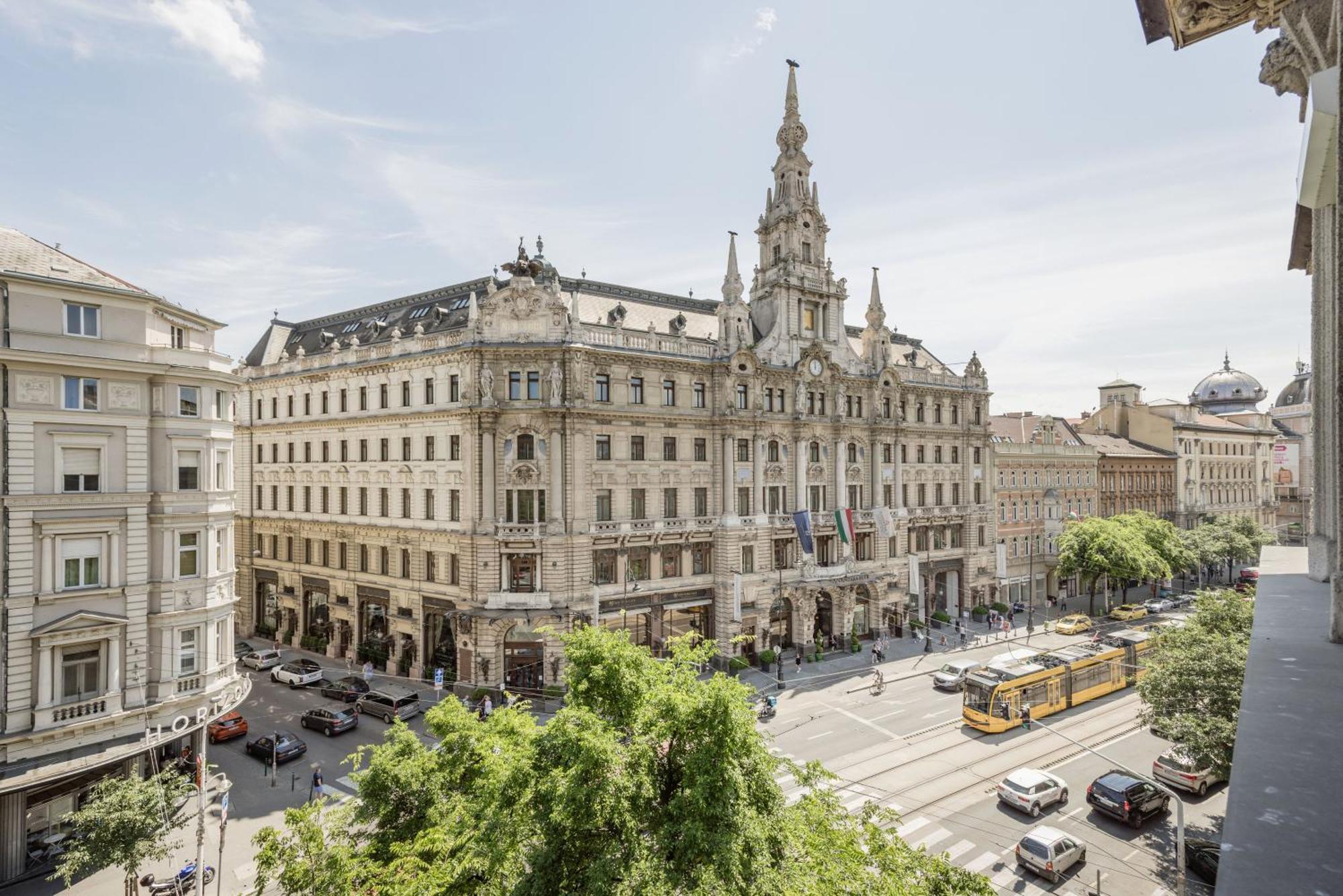 Casadeco Budapest Apt-Stunning New York Cafe View Exterior photo